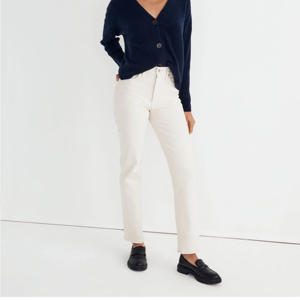 Mid rise perfect vintage Jean in vintage canvas wash